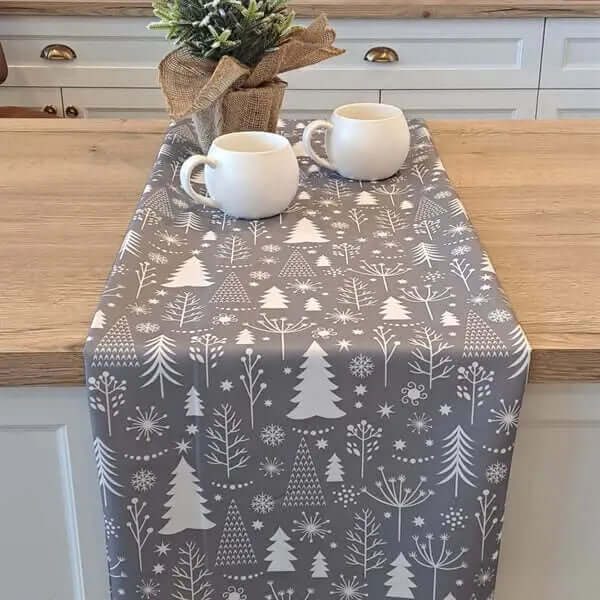 **RABAIS DE 50% *** Nappe grise et blanche WINTER - Par Brunelli